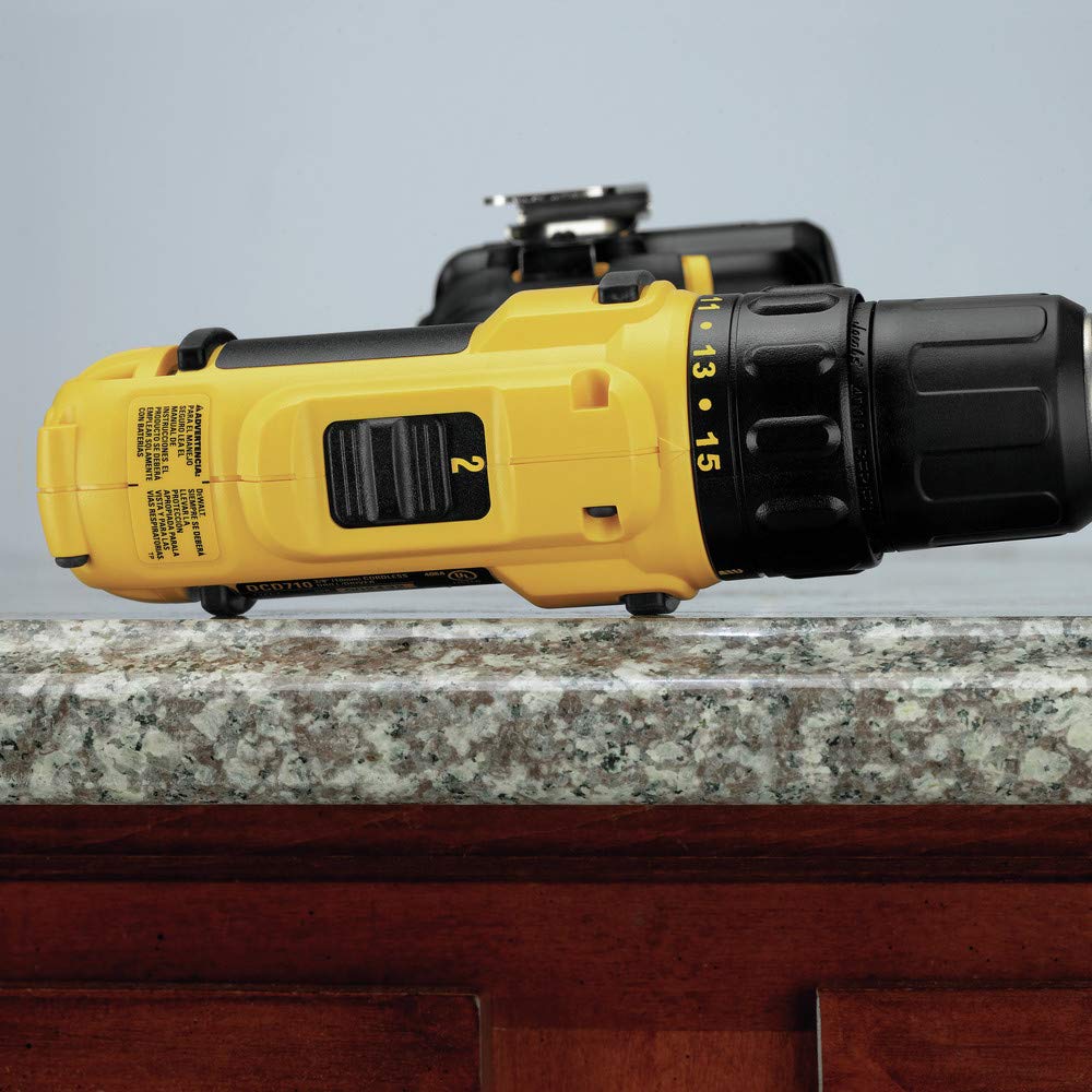 12V MAX 3/8 Inch Cordless Drill/Driver Kit with Battery and Charger M324914