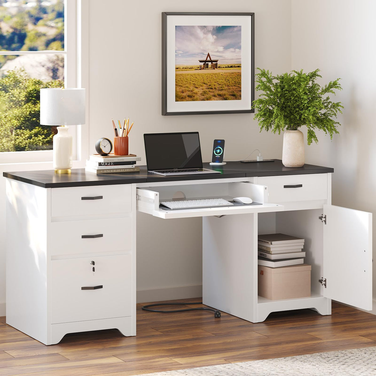 White Office Desk with Lockable Drawers and Charging Station Z882