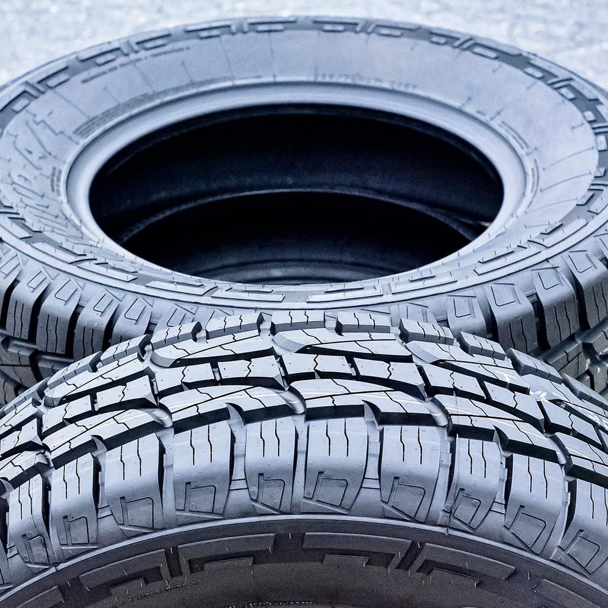 265/70R18 116T Tires Z2417