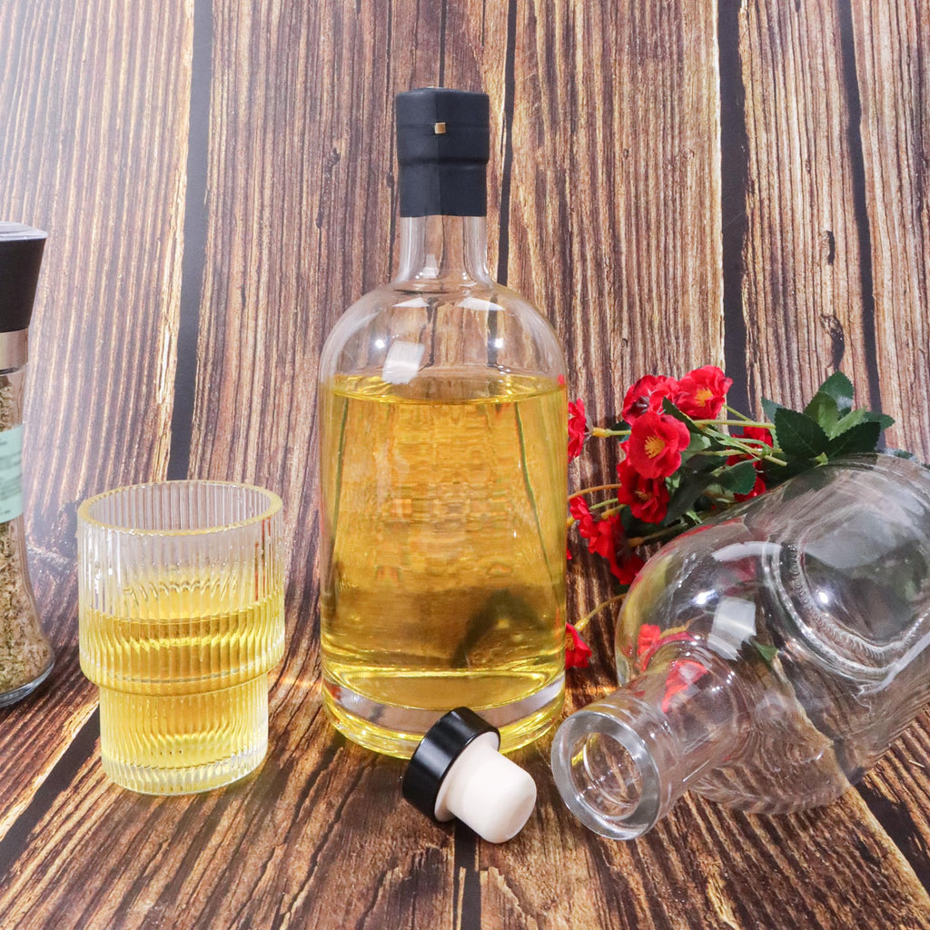 4 Pack 25oz Clear Glass Bottles with Cork Lids E50143
